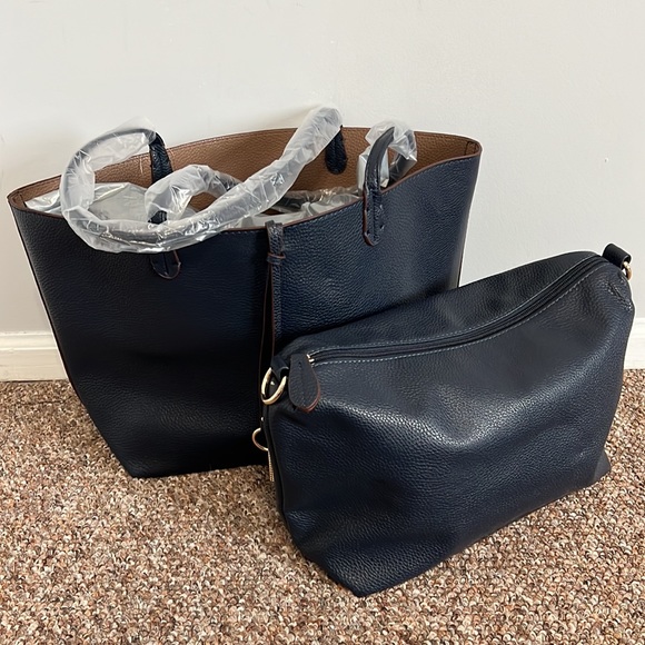2/$60 Women Faux Leather Multiway Tote Bag 2Pcs! - Picture 2 of 7